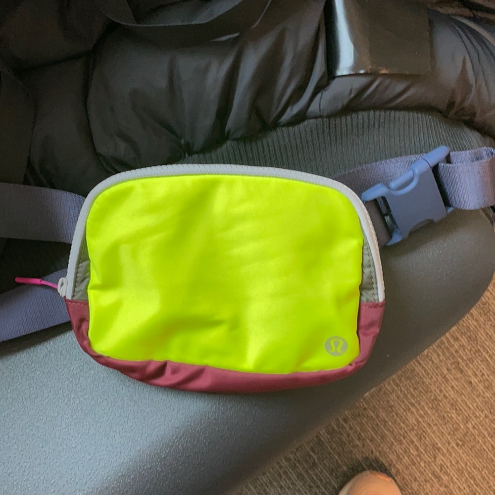 Lululemon crossbody
